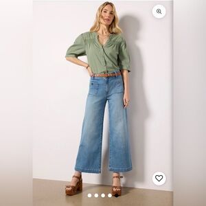 Kut From the Kloth High Rise, Wide Leg Jean with Patch Pockets. Size 2. NWT